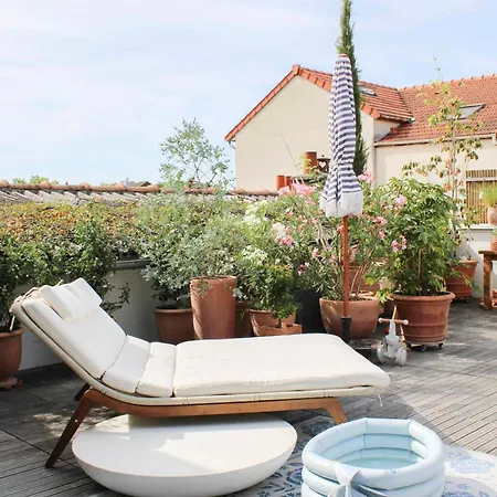Designer With Large Terrace *